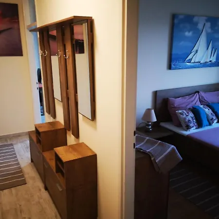 アパート Petrovic Center トロギール