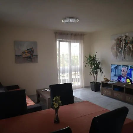 Petrovic Center アパート