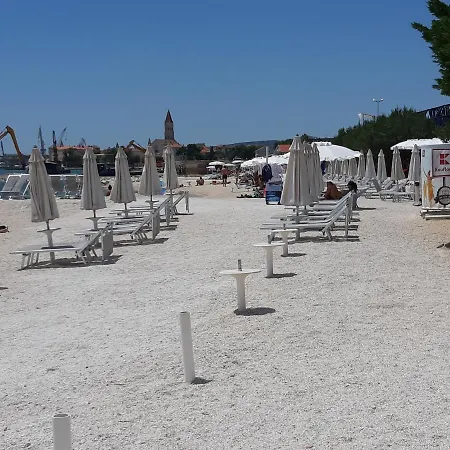 アパート Petrovic Center